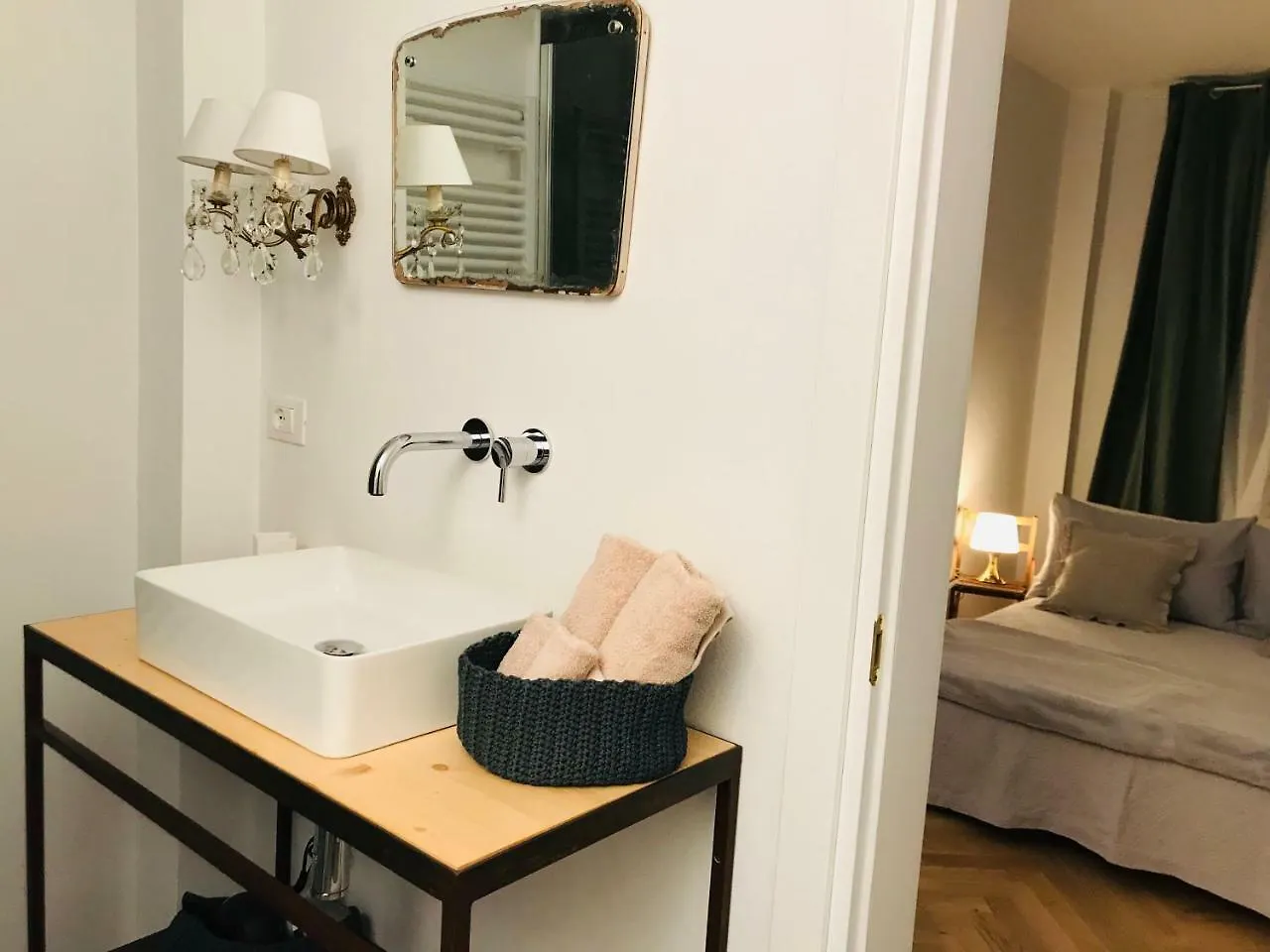 Bed & Breakfast Senzanome B&B Bologna