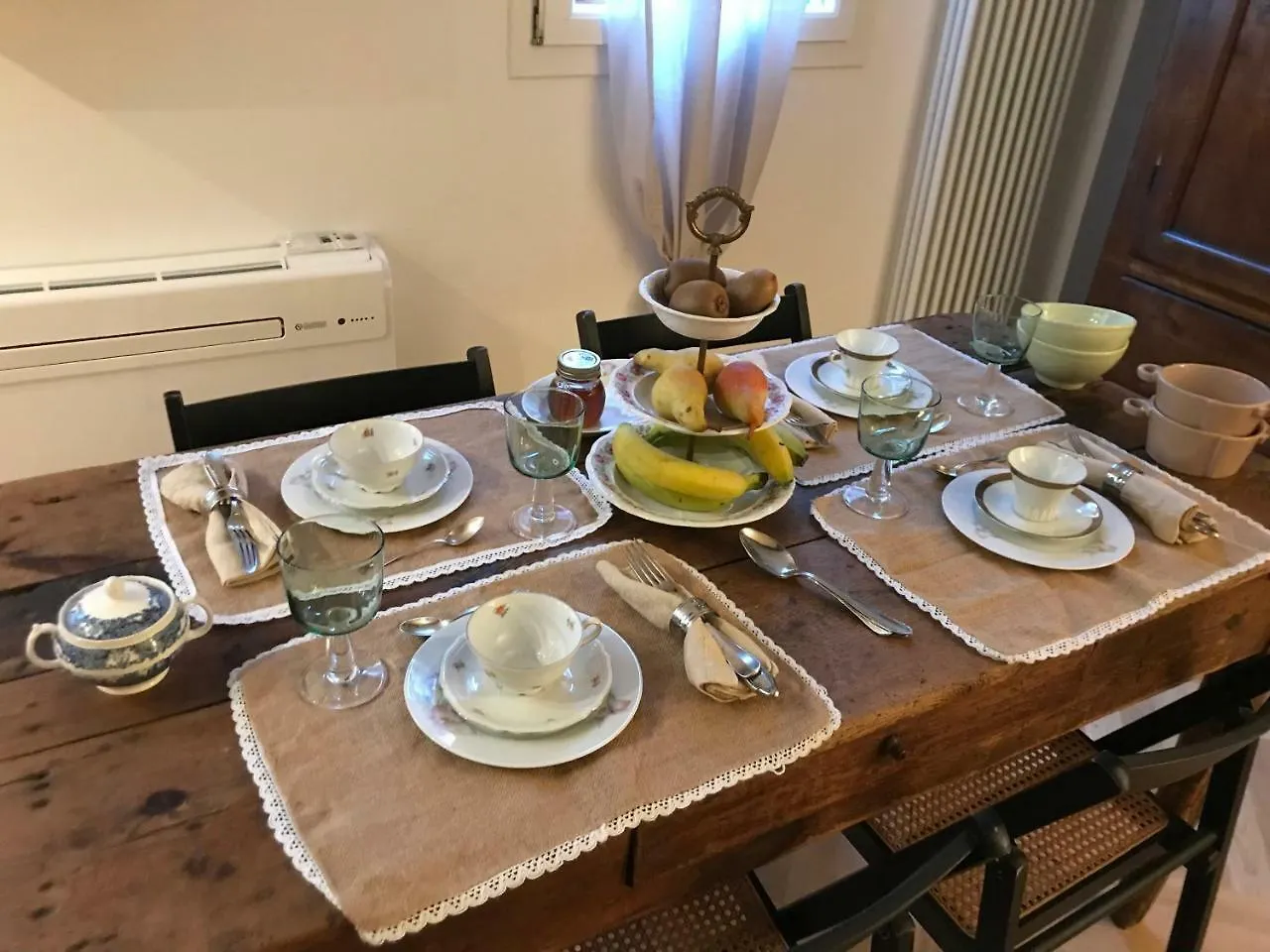 Bed & Breakfast Senzanome B&B Bologna Italia