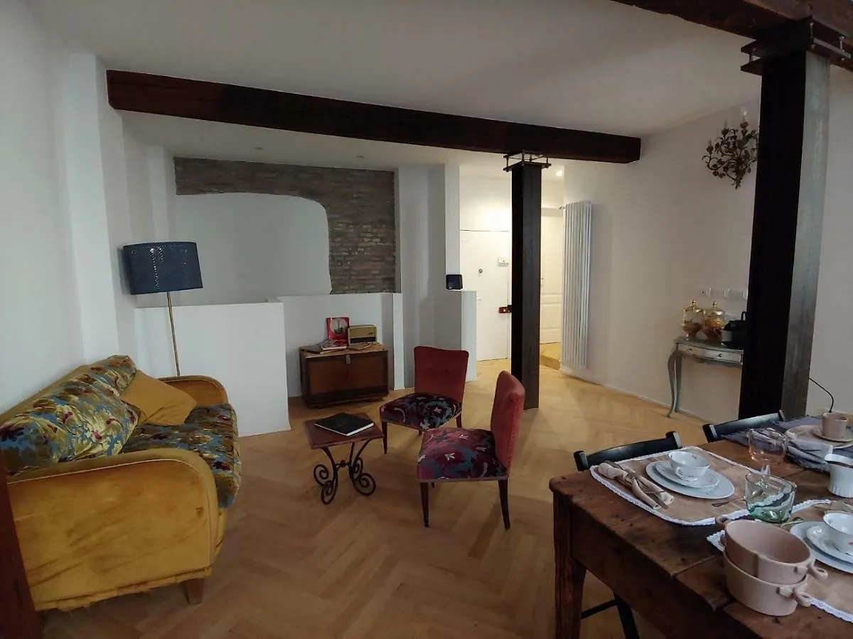 Senzanome B&B Bologna